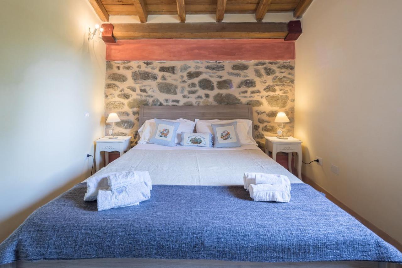 Agriturismo Di La Dall'Acqua Fivizzano Exterior foto